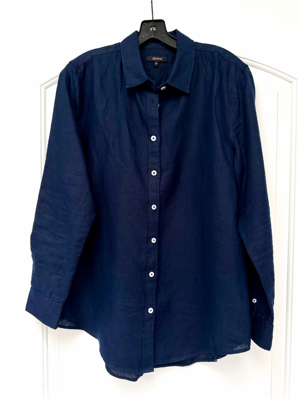 Quince 100% European Linen Long Sleeve Shirt in Deep Navy Size Medium EUC - Picture 6 of 10